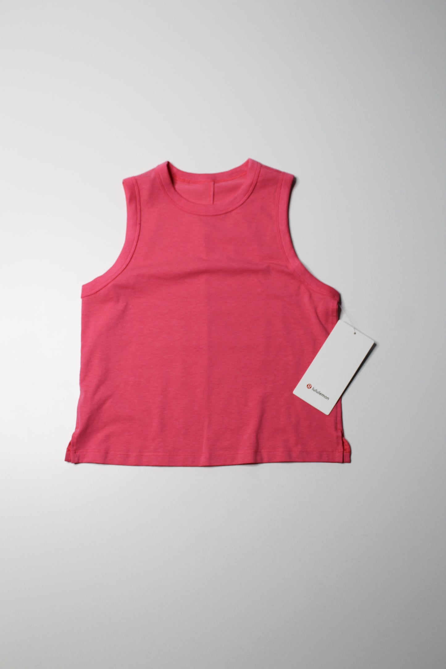 Lululemon lip gloss classic fit cotton blend’ muscle tank, size 2 (loose fit) *new with tags