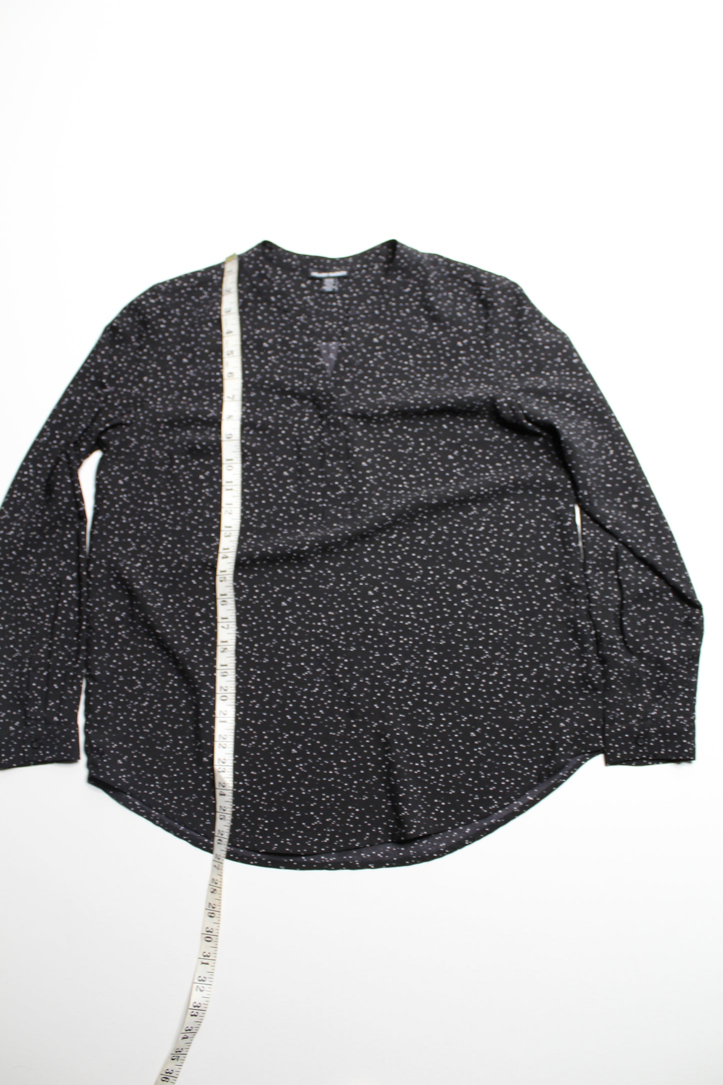 Hilary Radley black/white speckled blouse, size medium