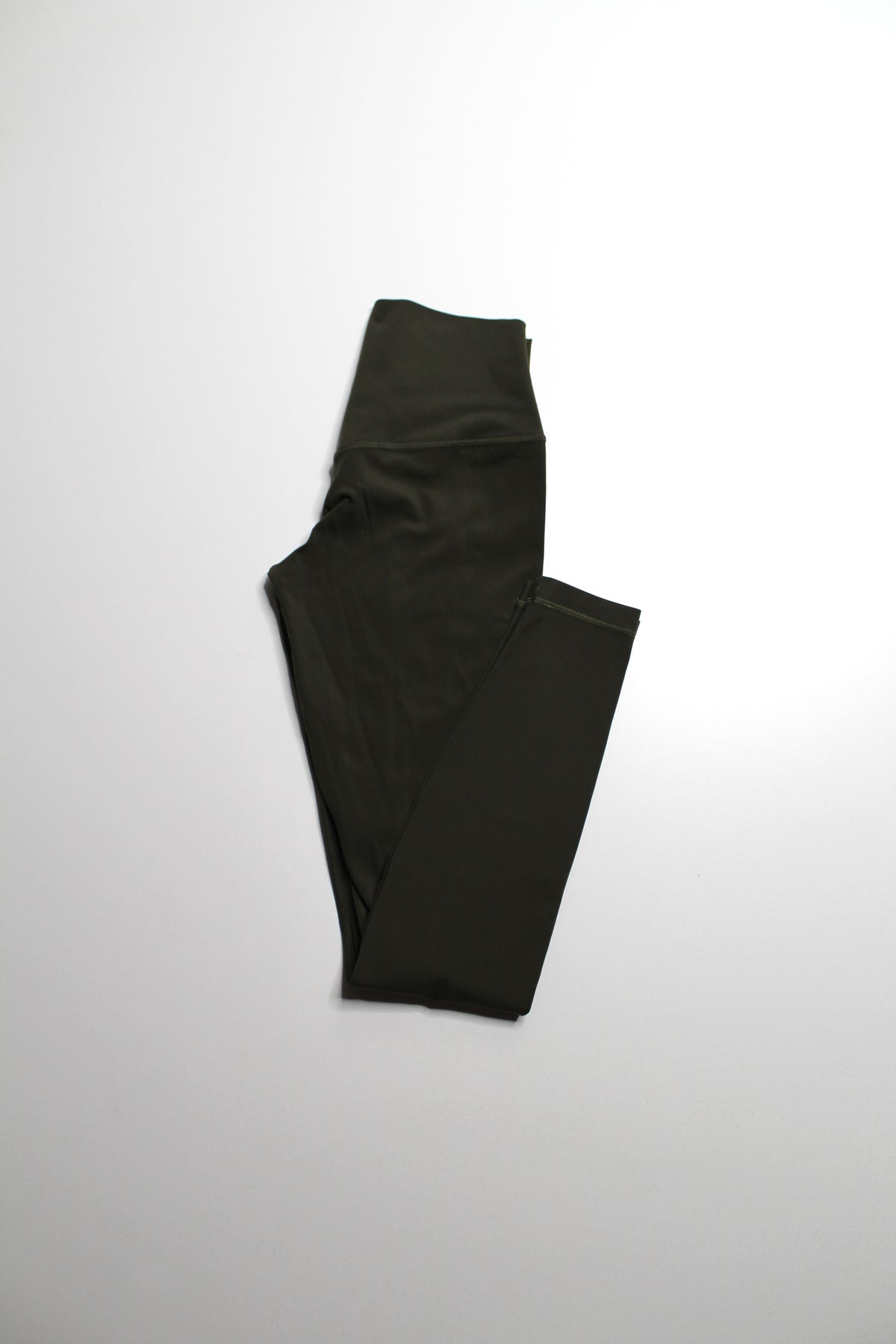 Lululemon dark olive ‘align’ leggings, size 6 (28”)