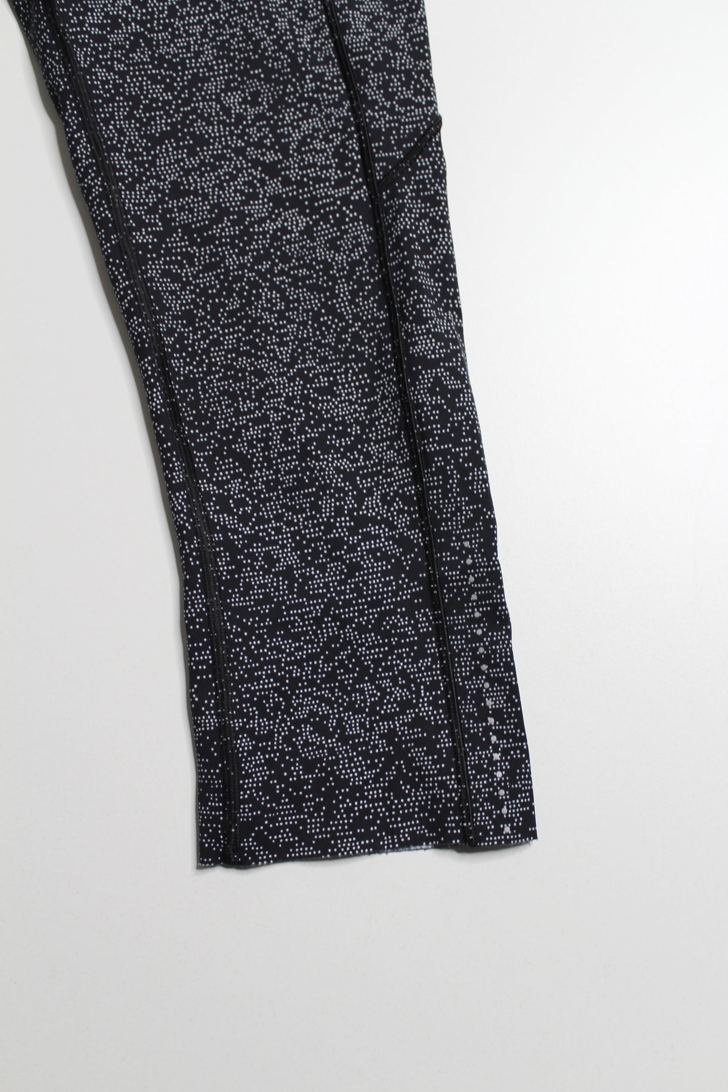 Lululemon fast and free crop, size 4 (19”) *reflective (price reduced: was $48)