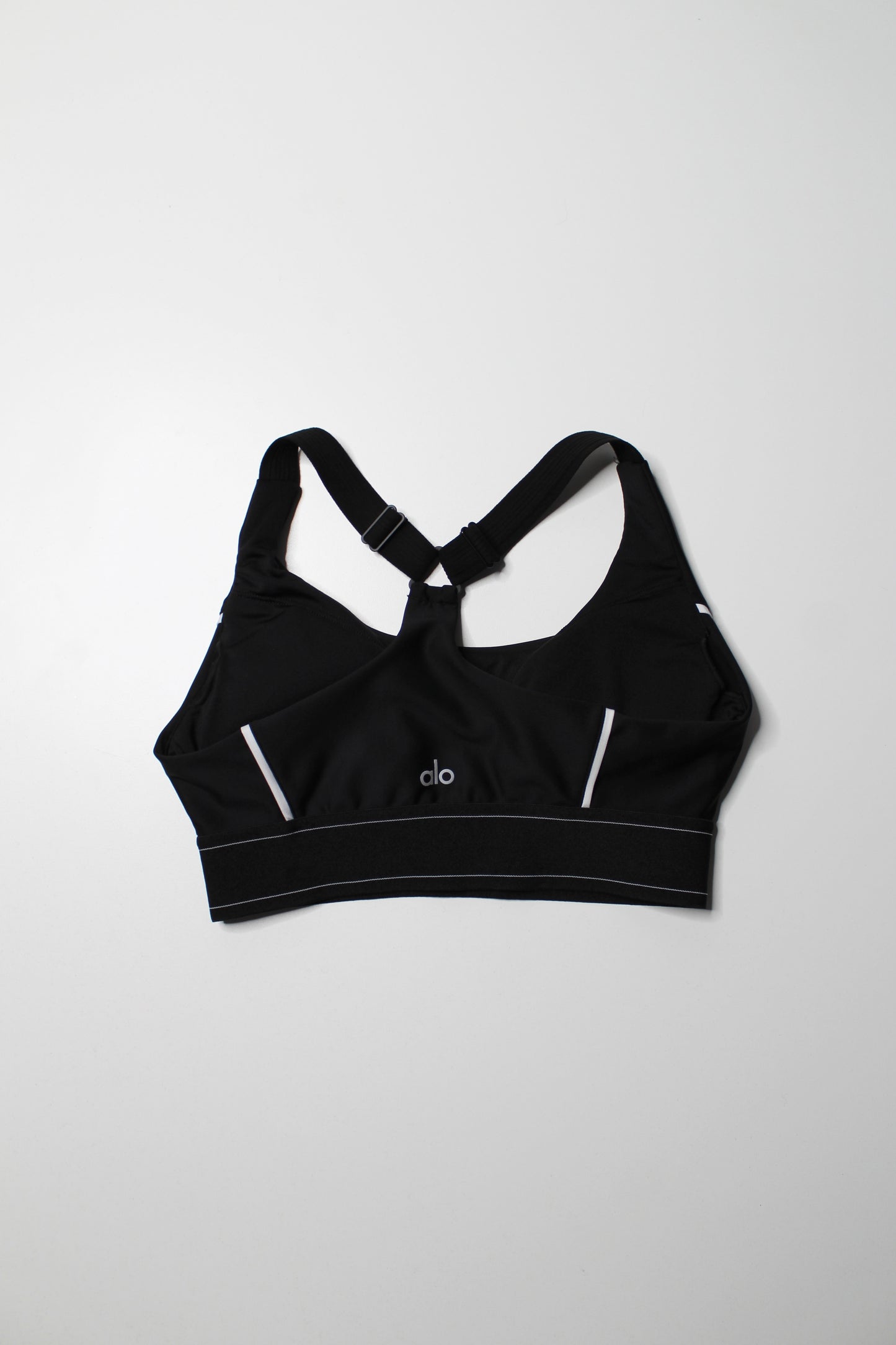 Alo Yoga black ‘airlift suit up’ bra, size medium