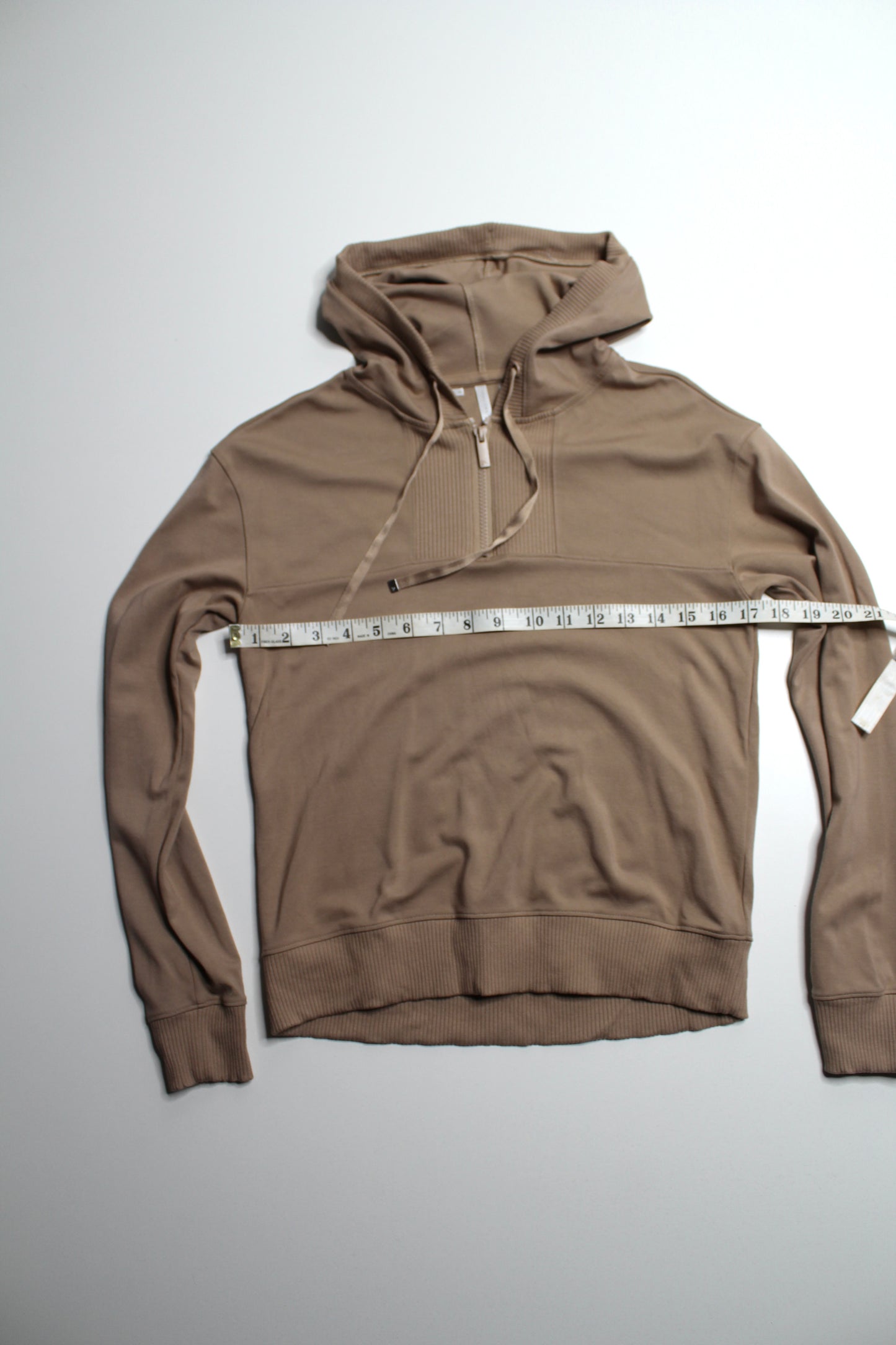Travis Mathew women's tan 1/4 zip 'horizon'  hoodie, size xs (relaxed fit)