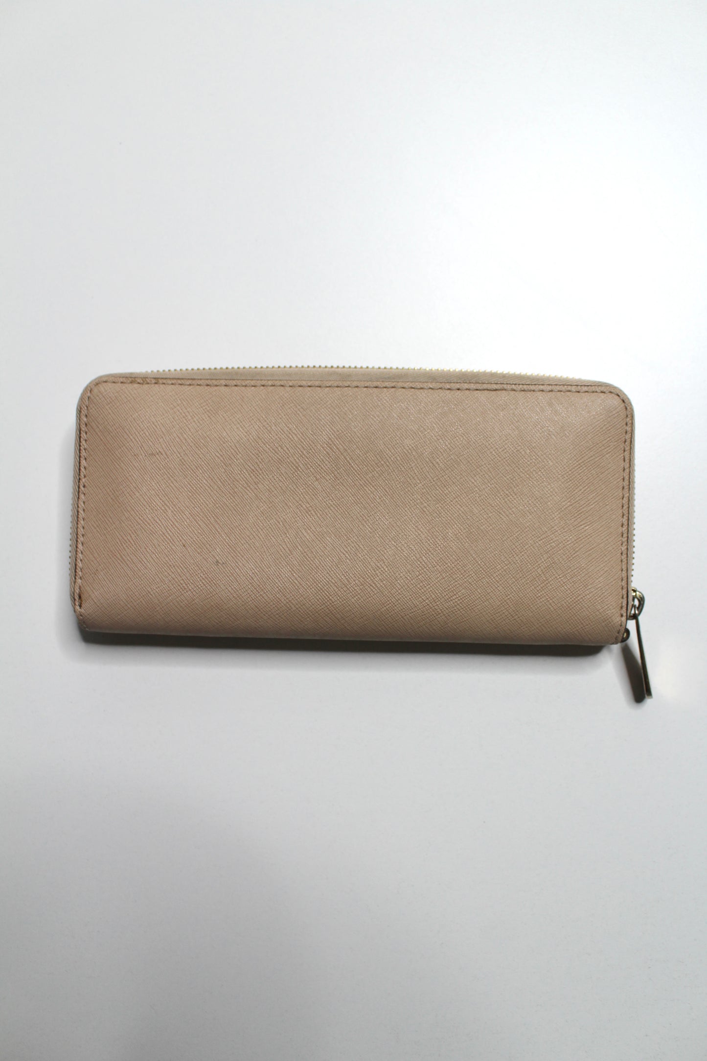 Michael Kors jet set travel zip around wallet