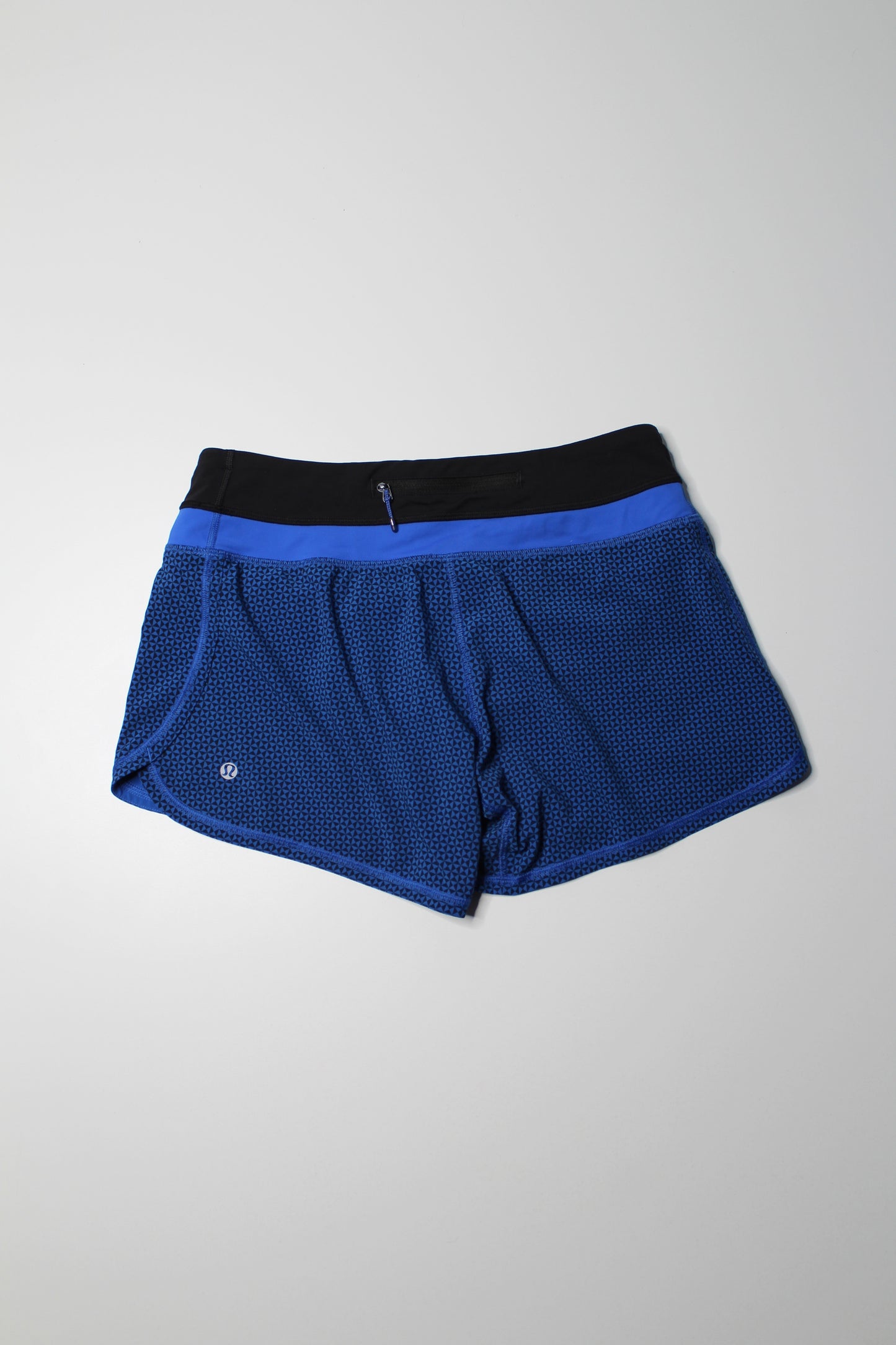 Lululemon blue 'groovy run' shorts, size 6