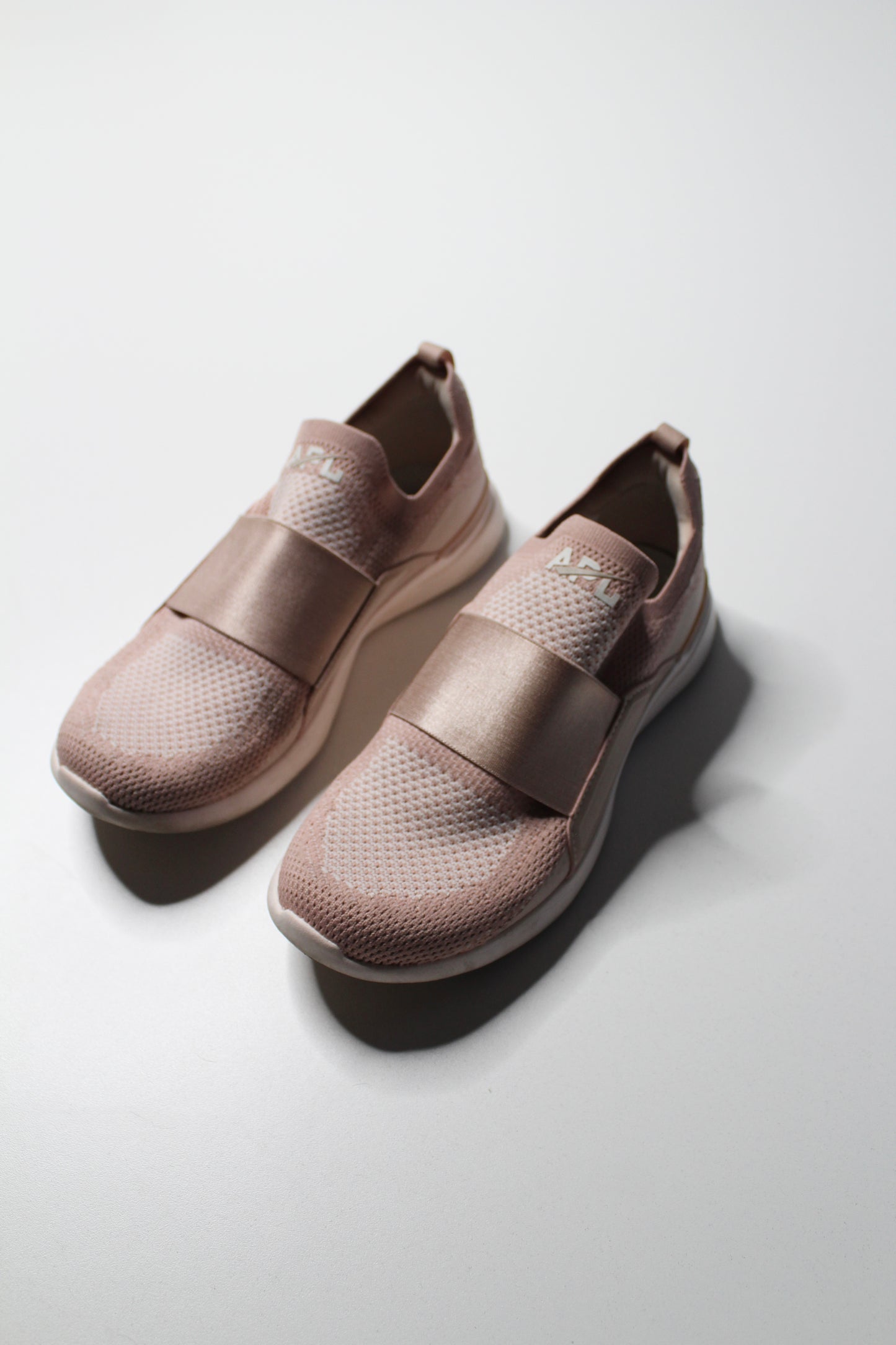 APL (Lululemon) pink ‘techloom bliss’ running shoe, size 8