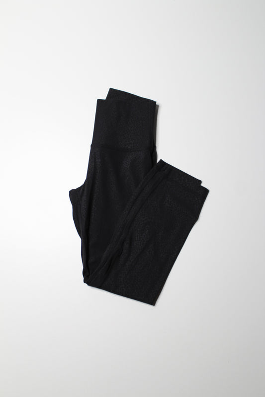 Lululemon black formulate embossed ‘align’ crop legging, size 4 (23”) (price reduced: was $48)