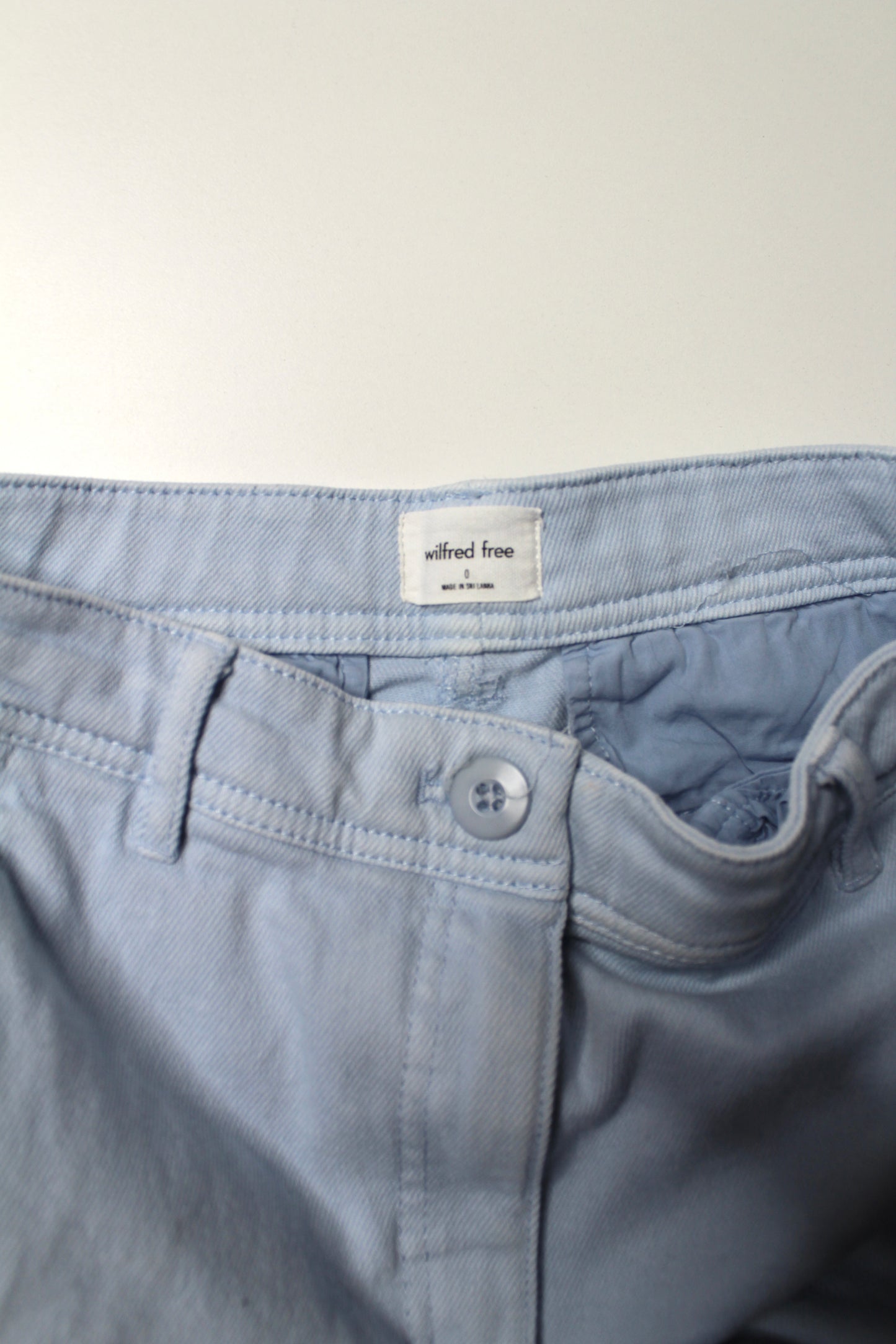 Aritzia Wilfred Free light blue straight leg cargo style pant, size 0