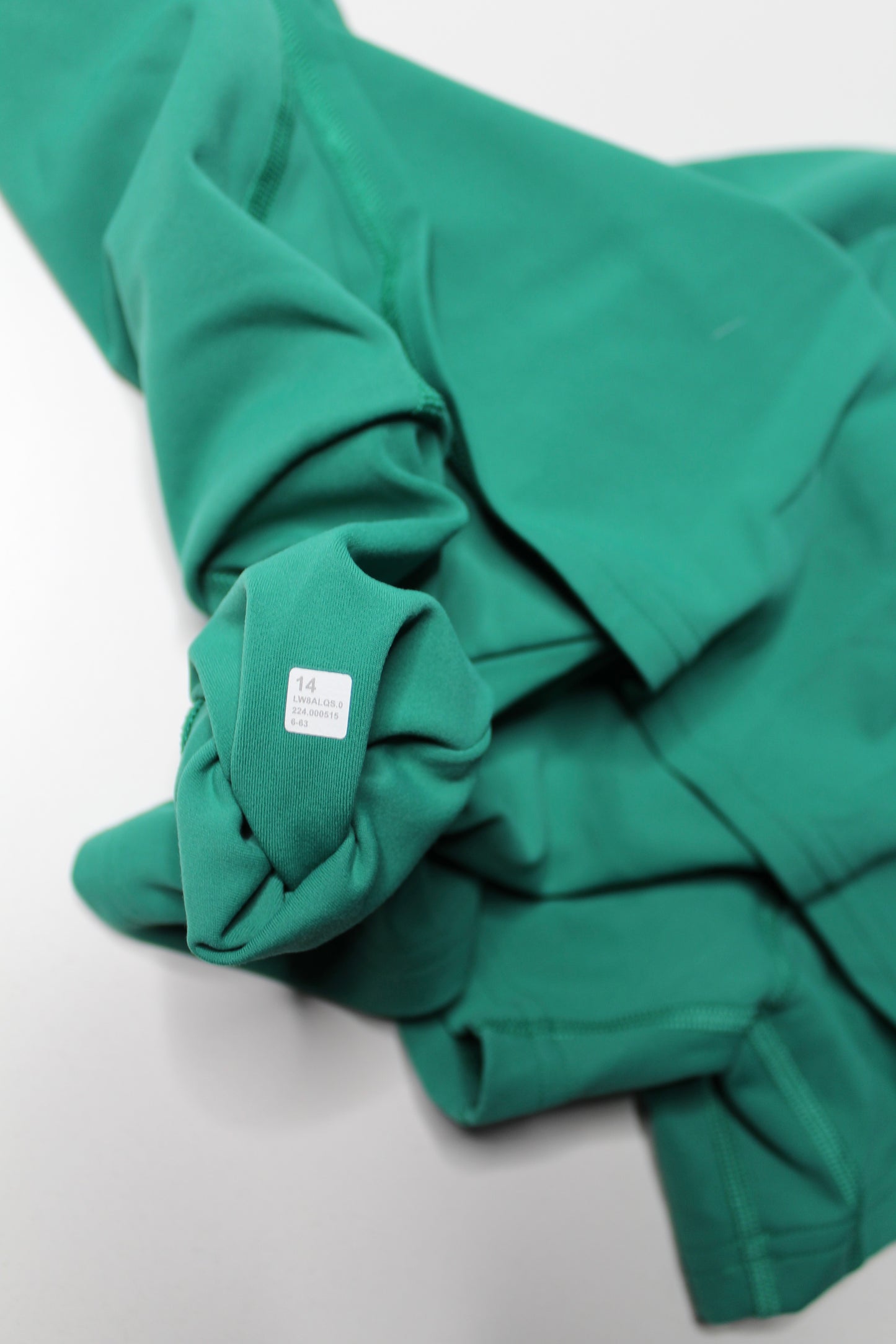 Lululemon cascadia green ‘align’ skirt, size 14