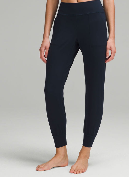 Lululemon true navy ‘align’ jogger, size 4 (28”) *new with tags