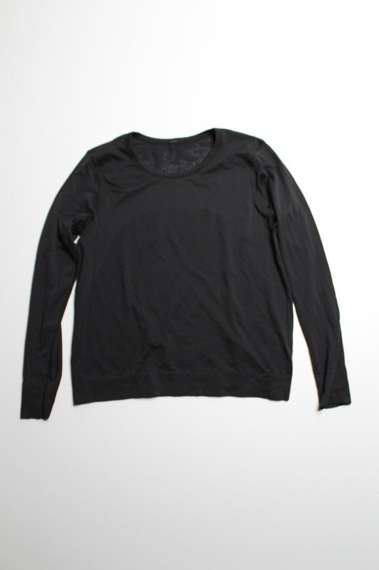 Lululemon black swiftly breeze long sleeve, no size. Fits like 8