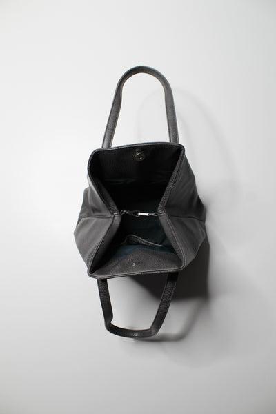 Mat & Nat grey medium size triangle tote purse