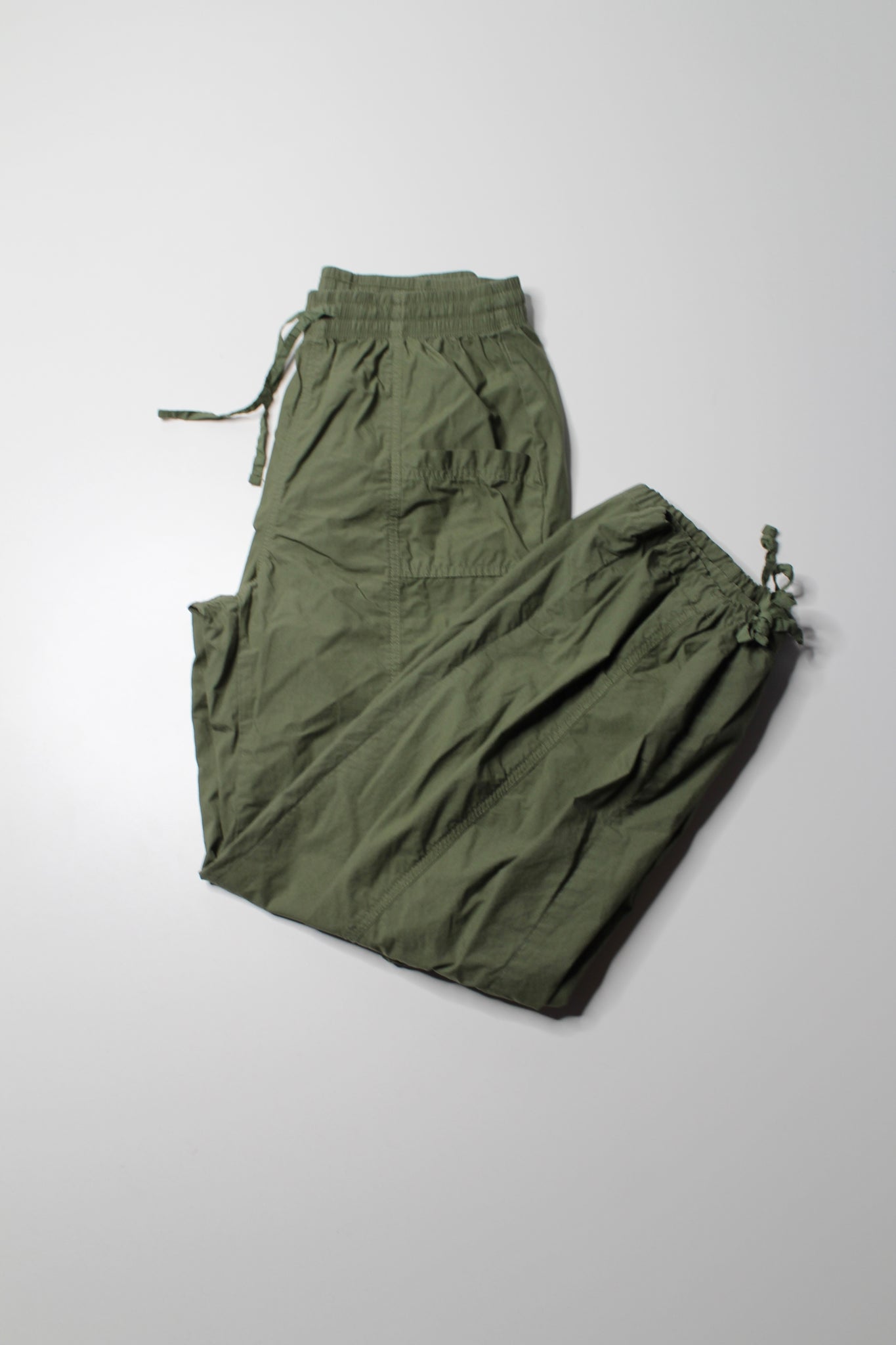 Aerie green cargo pant, size small (baggy wide leg)