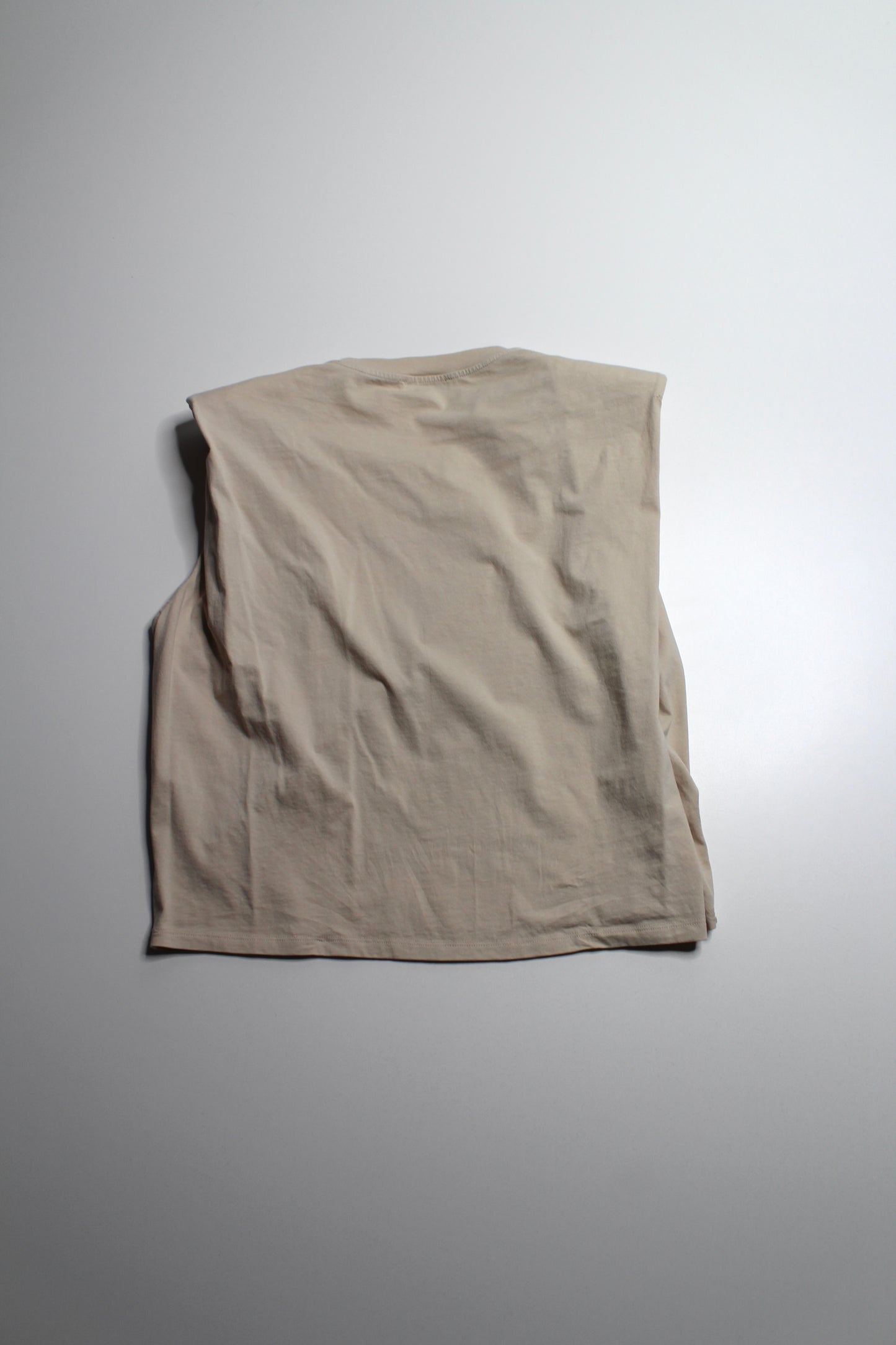 Aritzia tan shoulder pad sleeveless t shirt, size small