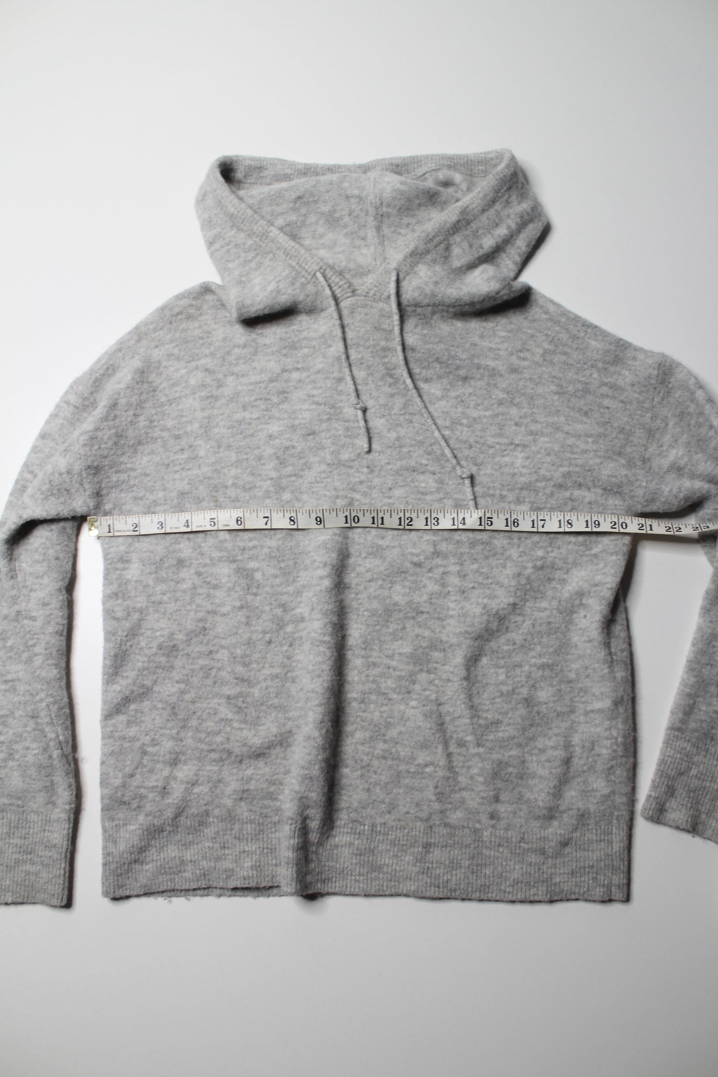 Aritzia Babaton the Group light grey wool blend pullover hoodie, size xxs (oversized fit) fits like small