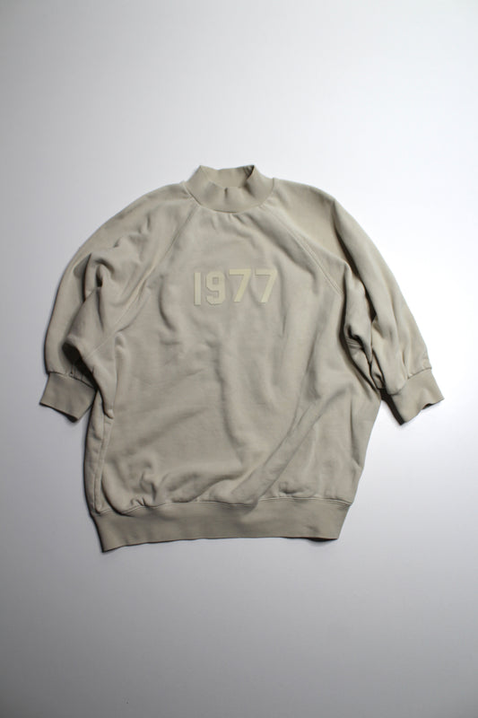 Essentials Fear of God oatmeal 3/4 sleeve mock neck sweatshirt, size xxs (oversized fit)