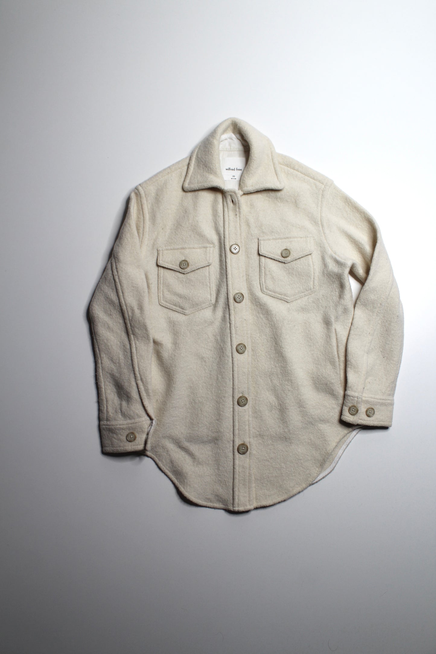 Aritzia wilfred free cream shacket, size xxs (oversized fit)