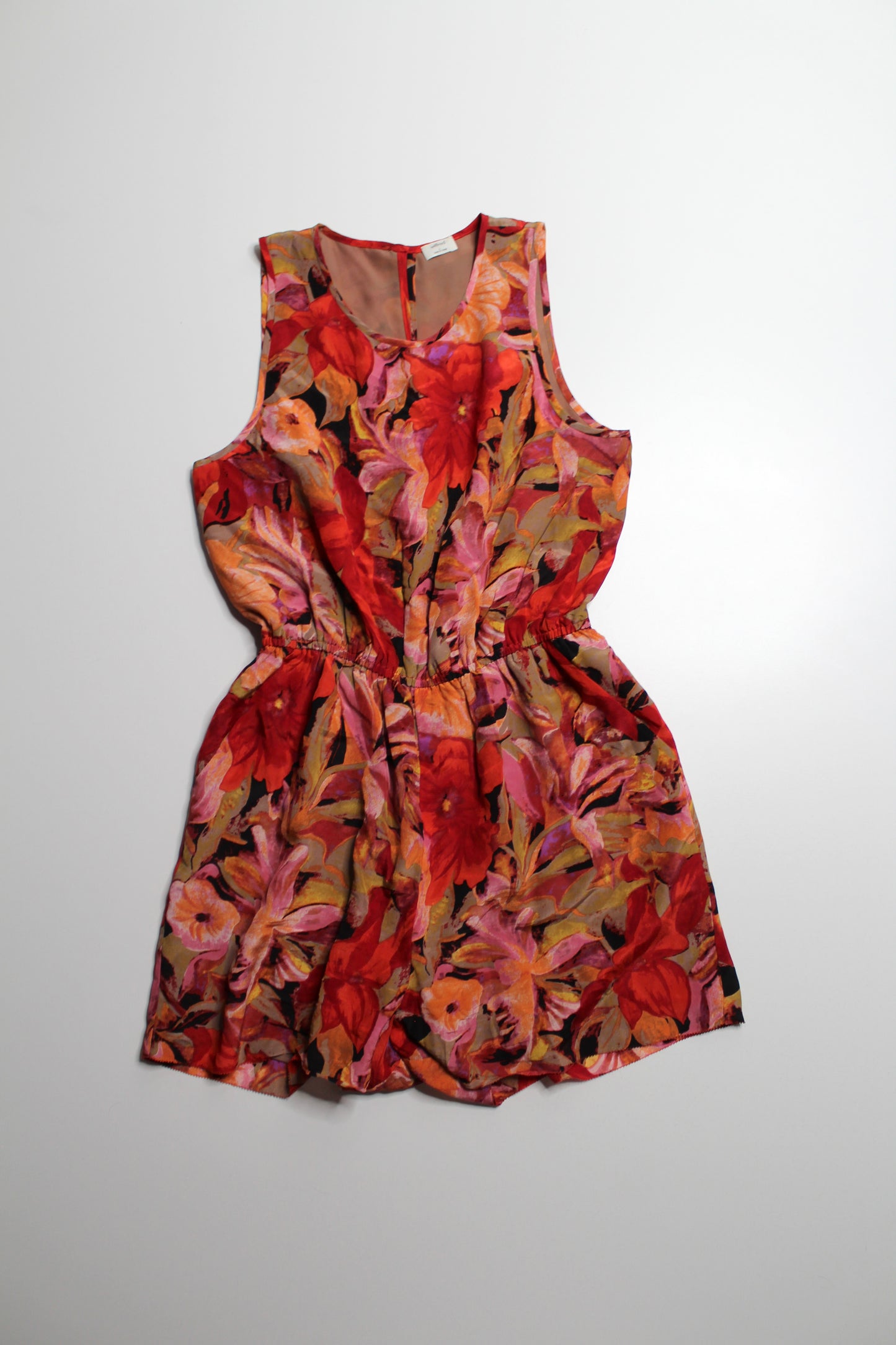 Aritzia silk floral ‘rive’ shorts romper, size large