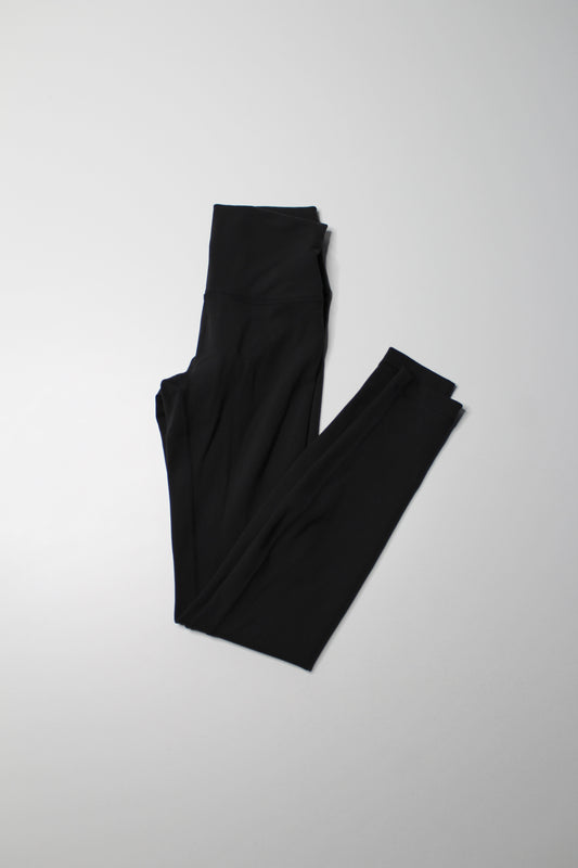 Lululemon black ‘wunder train’ tight, size 4 (28")