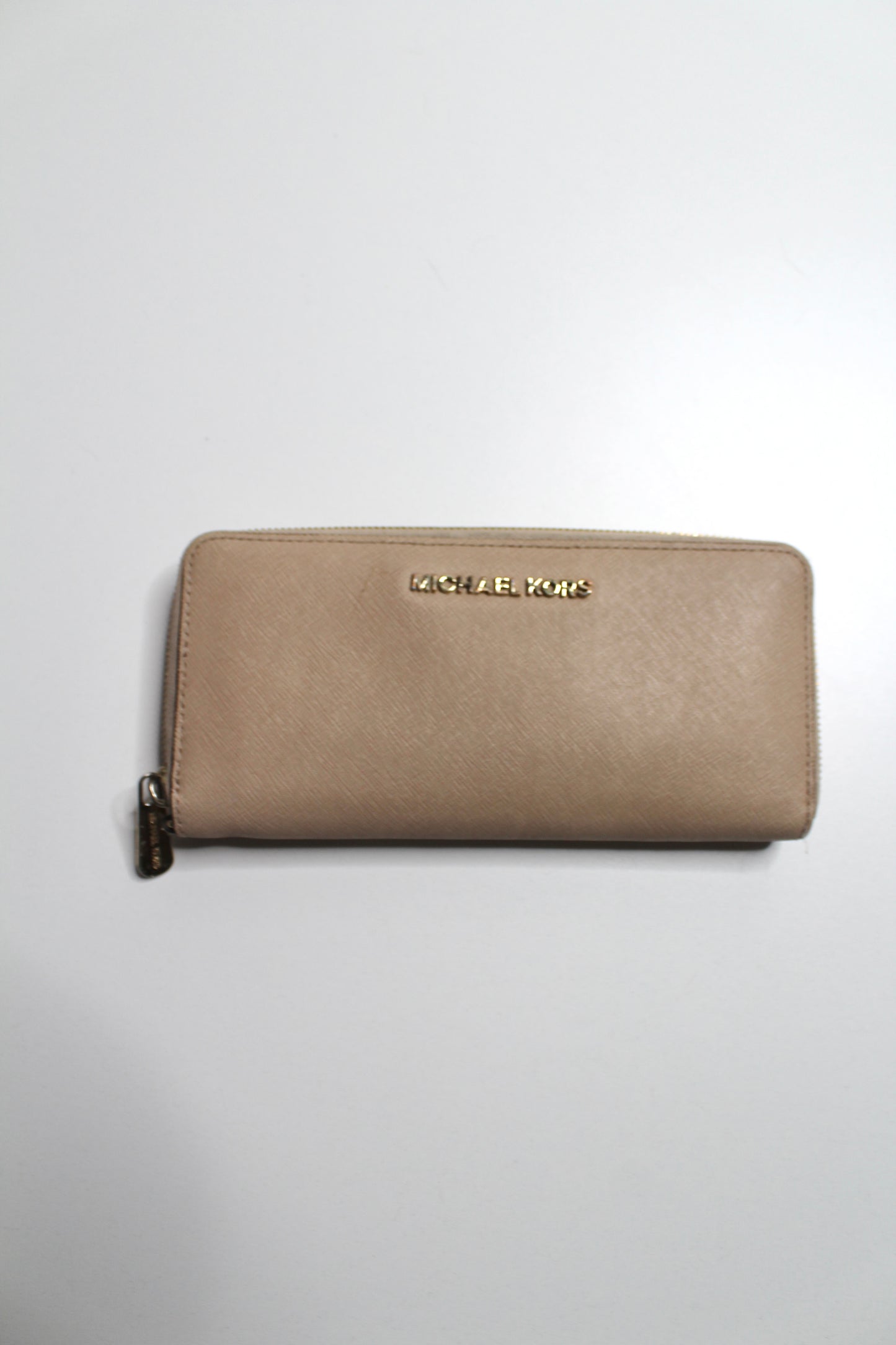 Michael Kors jet set travel zip around wallet