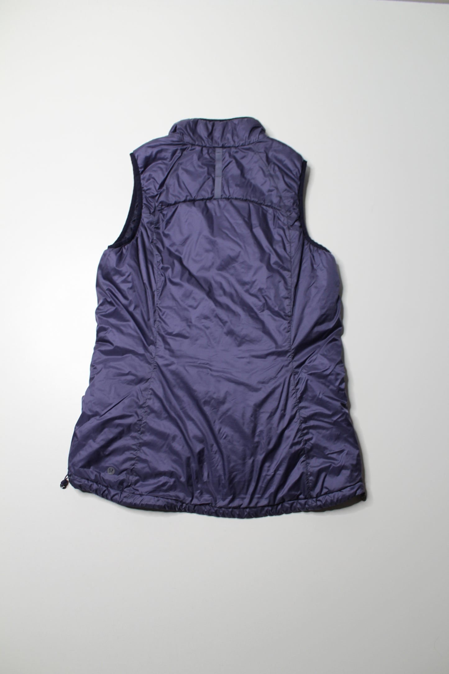 Lululemon deep indigo ‘layer up’ vest, size 8 *reversible