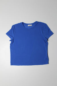 Aritzia Babaton blue everyday t shirt, size medium