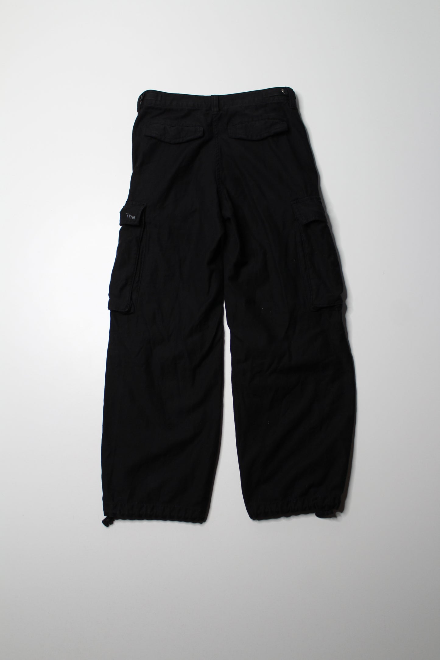 Aritzia TNA black cargo pant, size 0