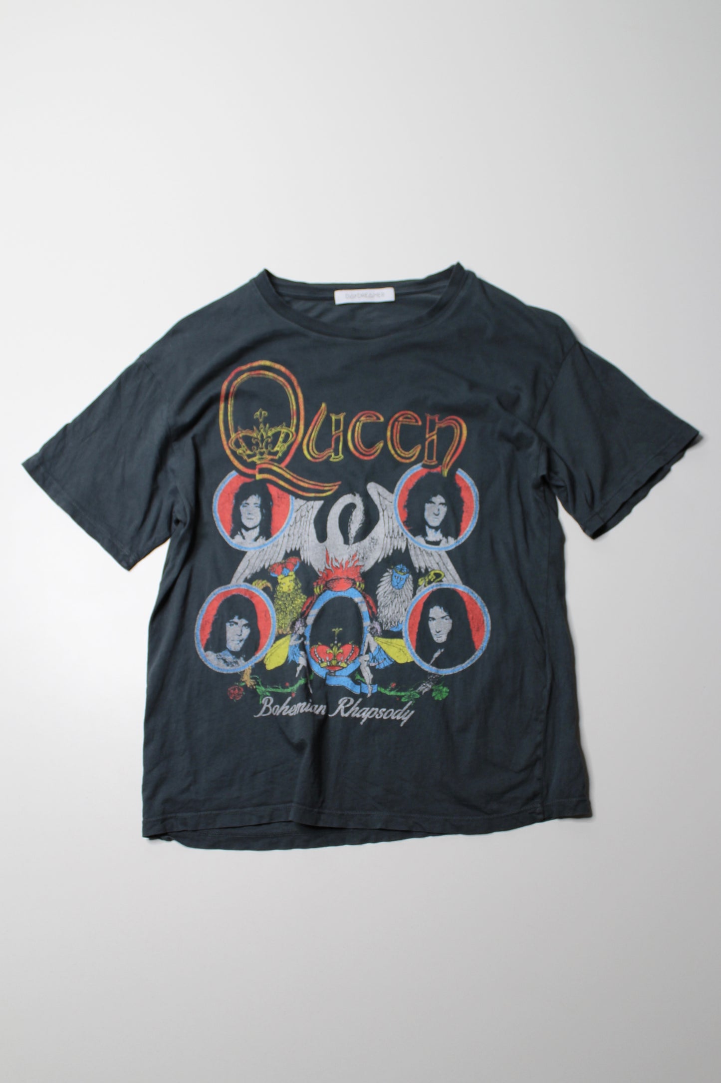 Daydreamer Queen band tee, size xs (loose fit)