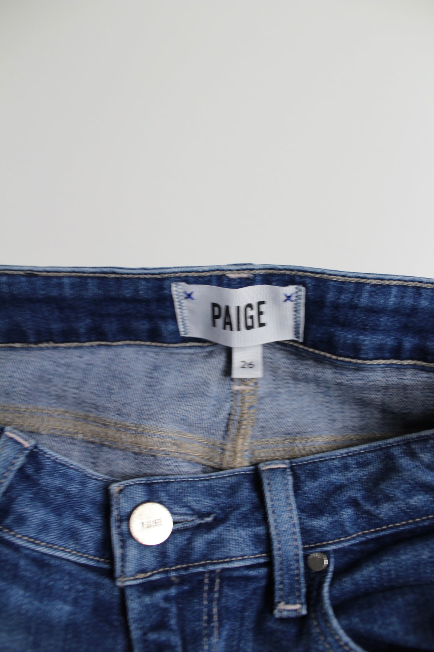 Paige ‘Nellie’ wide leg cropped jeans, size 26