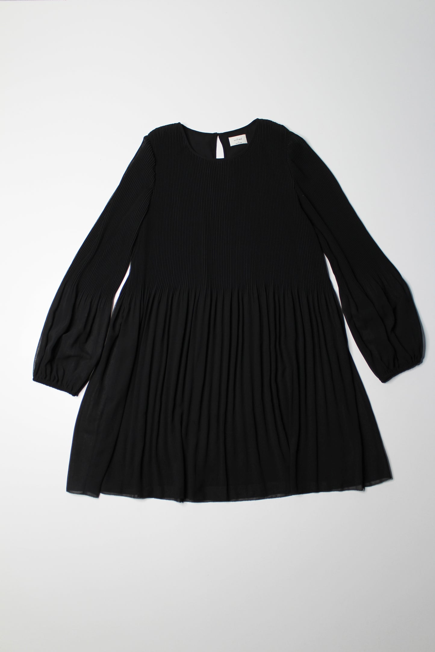 Aritzia Wilfred black ‘daydreamer’ mini dress, size small (loose fit)