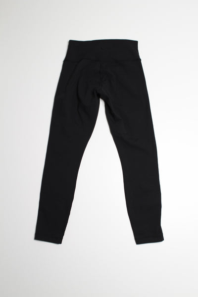 Lululemon black high times leggings, size 6 (25”) *special edition tech mesh *flaw (price reduced: was $40)