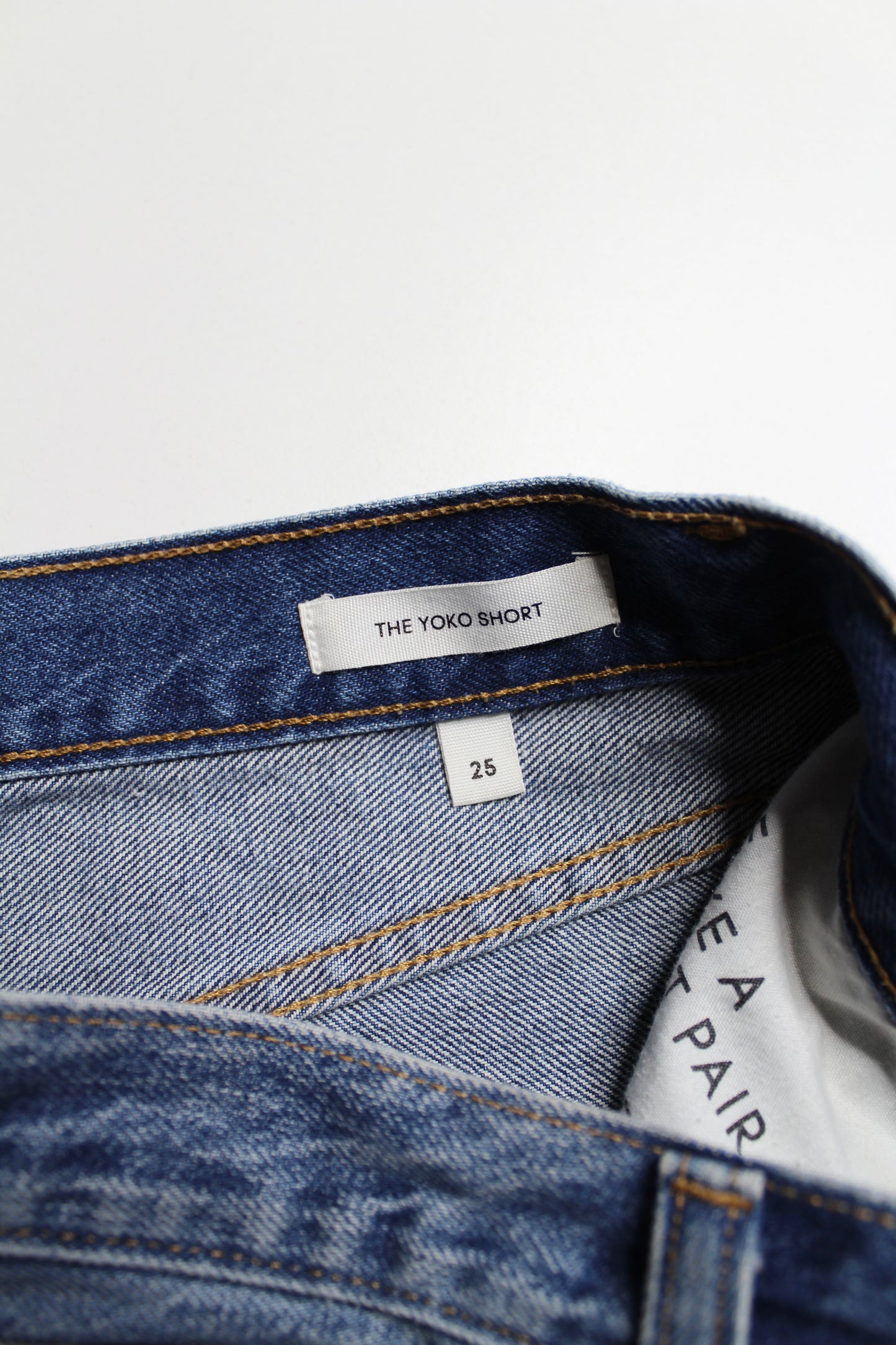 Aritzia Denim Forum ‘Yoko’ shorts, size 25