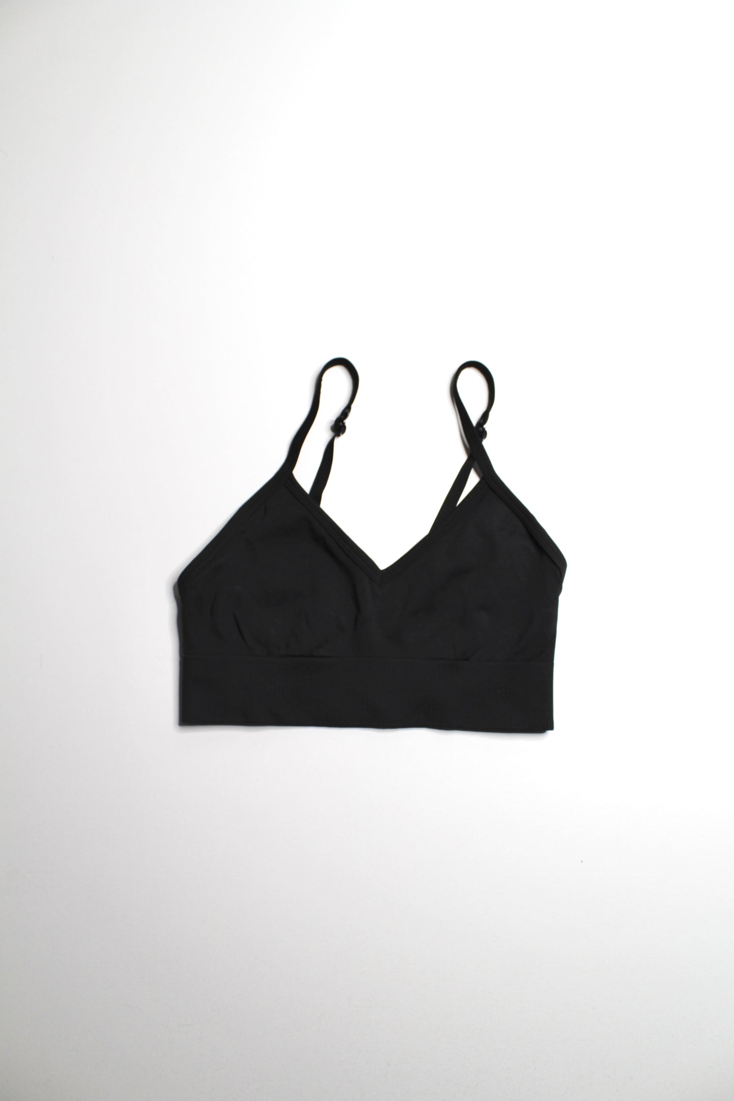 Lululemon black ‘ebb to street’ bra, size 6