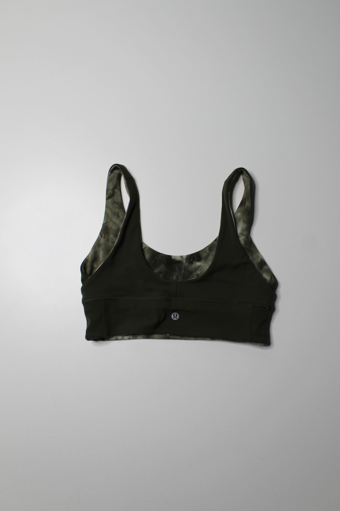 Lululemon diamond dye light sage medium olive / dark olive ‘align’ bra, size 8 *reversible