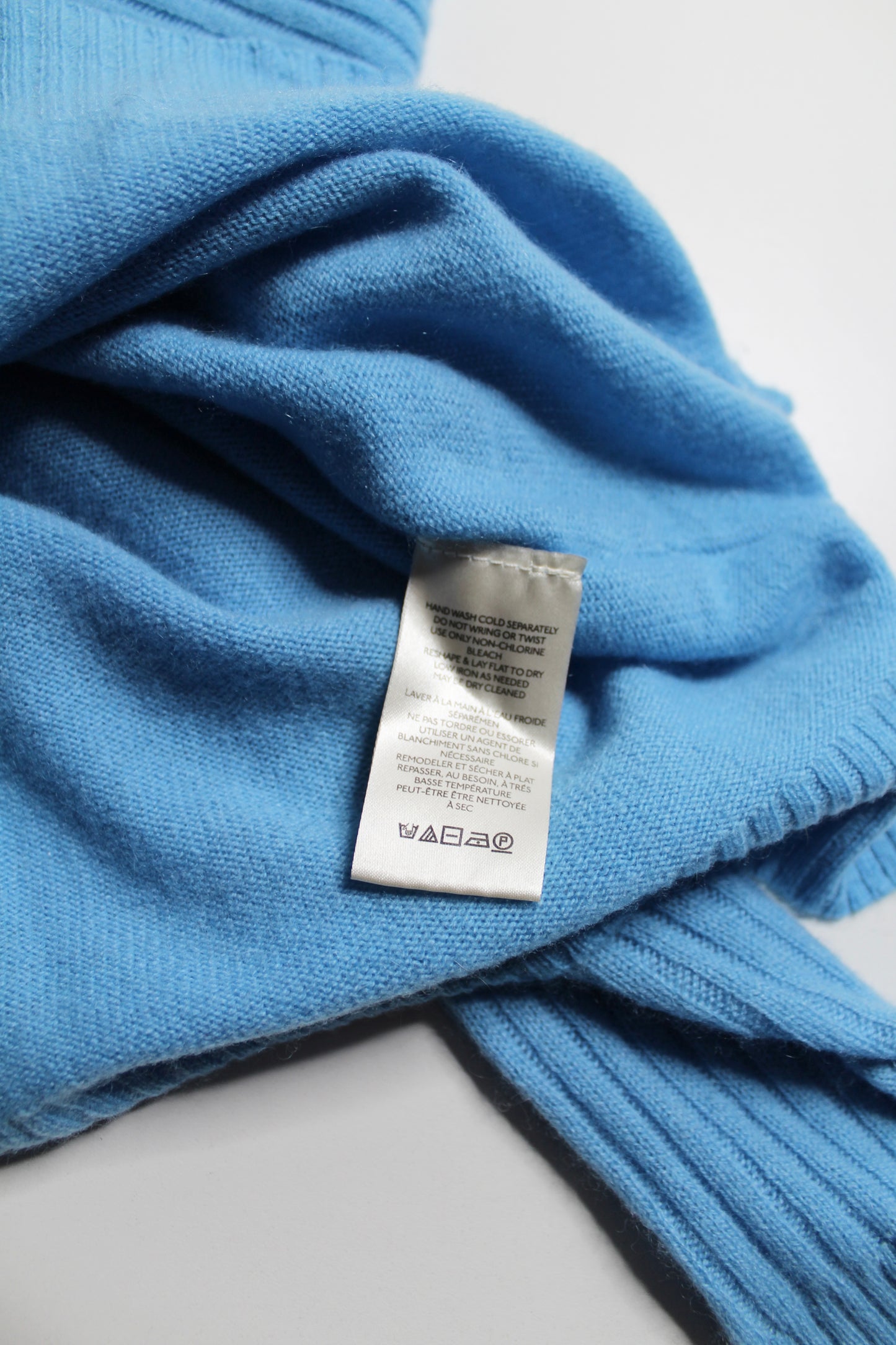 Free People blue ‘Aubrey’ cashmere mock neck cropped sweater, size xs (relaxed fit)