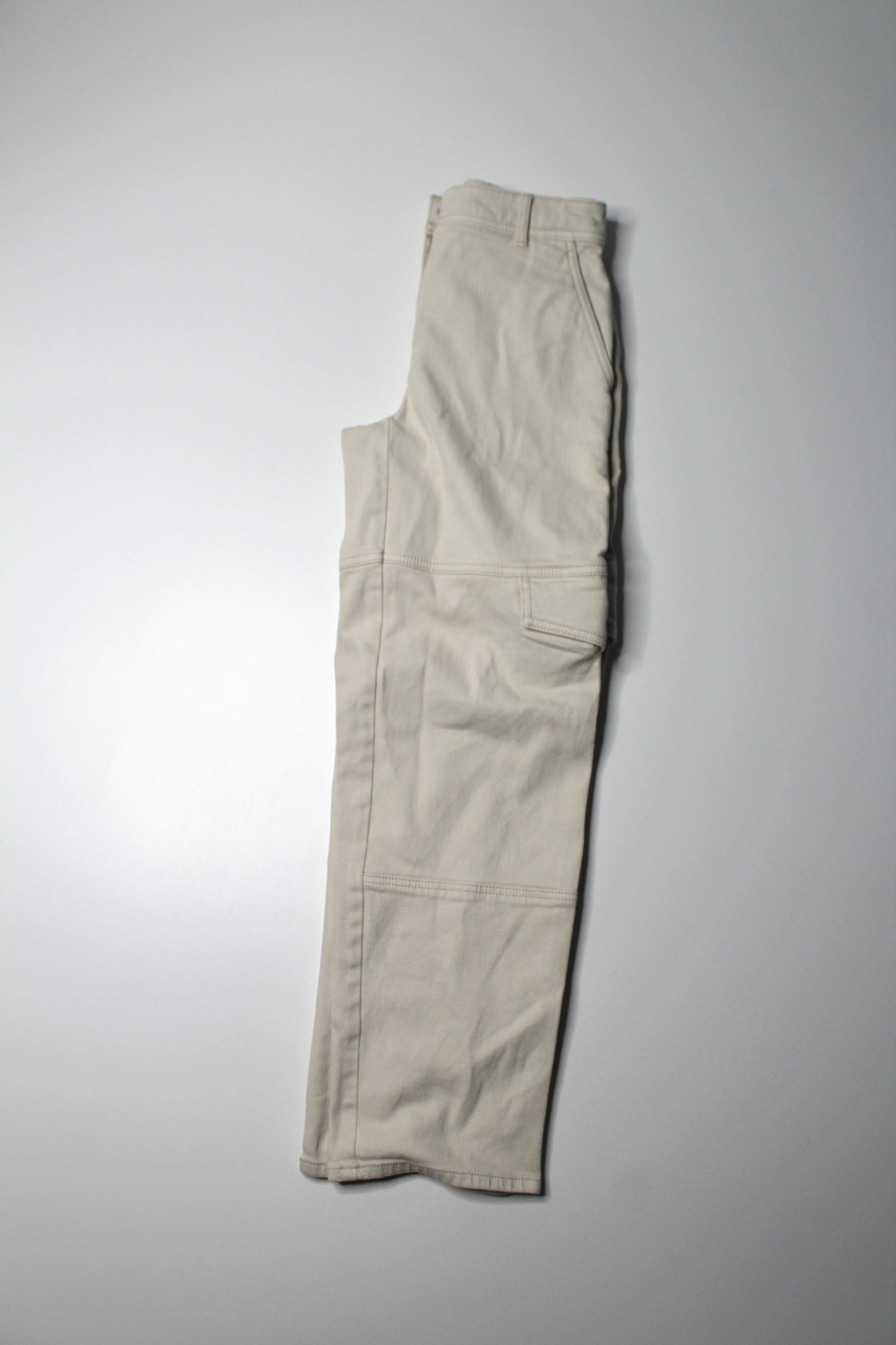 Aritzia Wilfred Free cream straight leg cargo style pant, size 0