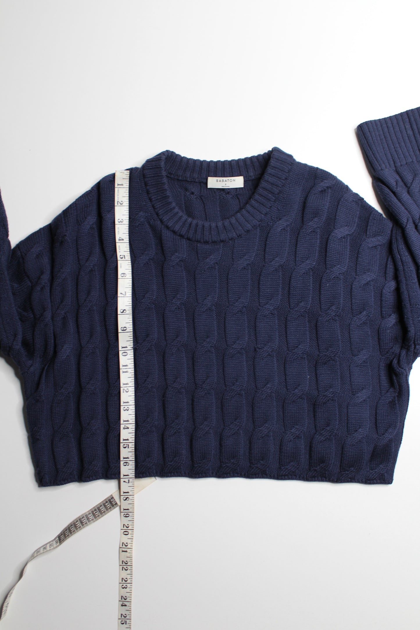 Aritzia navy cable knit ‘glory’ merino wool cropped sweater, size small (oversized fit)