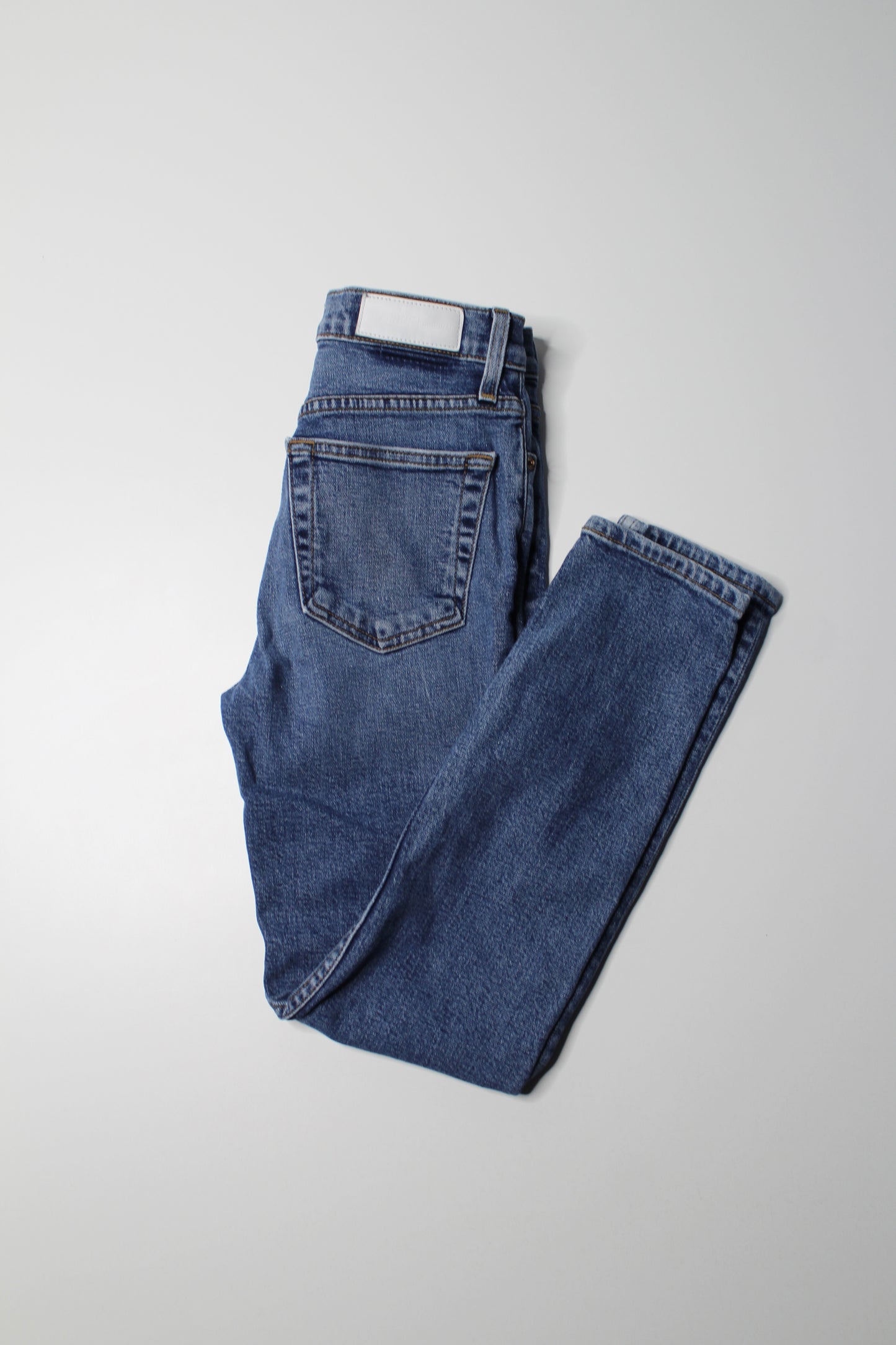 Aritzia RE/DONE ‘high rise ankle crop’ stretch jeans, size 26 (27”)