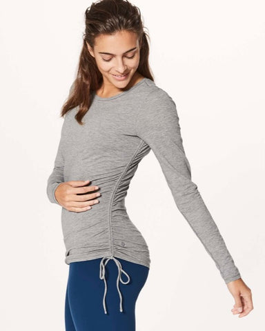 Lululemon heathered grey cinch it long sleeve, size 4 *new without tags