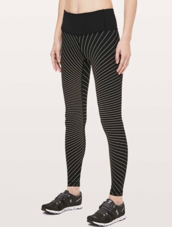 Lululemon high beam black soft sand reflective black / metallic stripe speed wunder under leggings, size 4 (28”) *special edition reflective *flaw