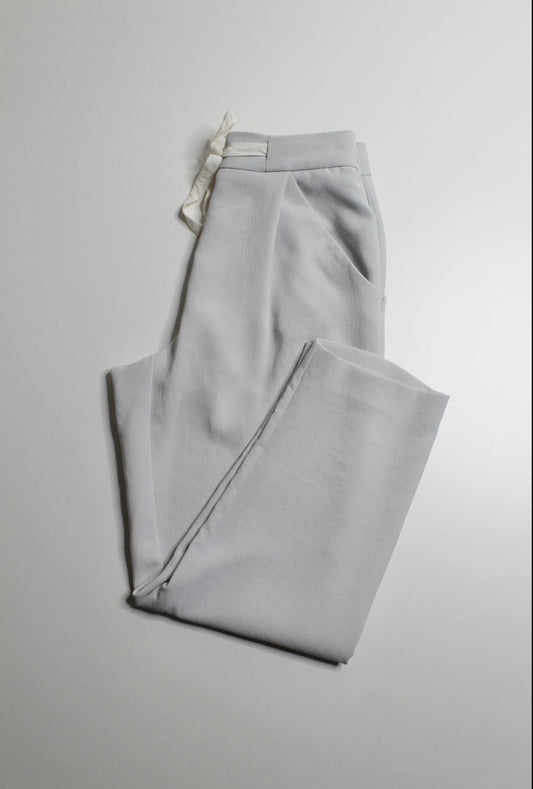 Aritzia babaton light grey dress pant, size 4 (price reduced: was $58)