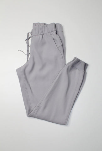 Lululemon silverscreen on the fly joggers, size 2 (28”) (price reduced: was $58)