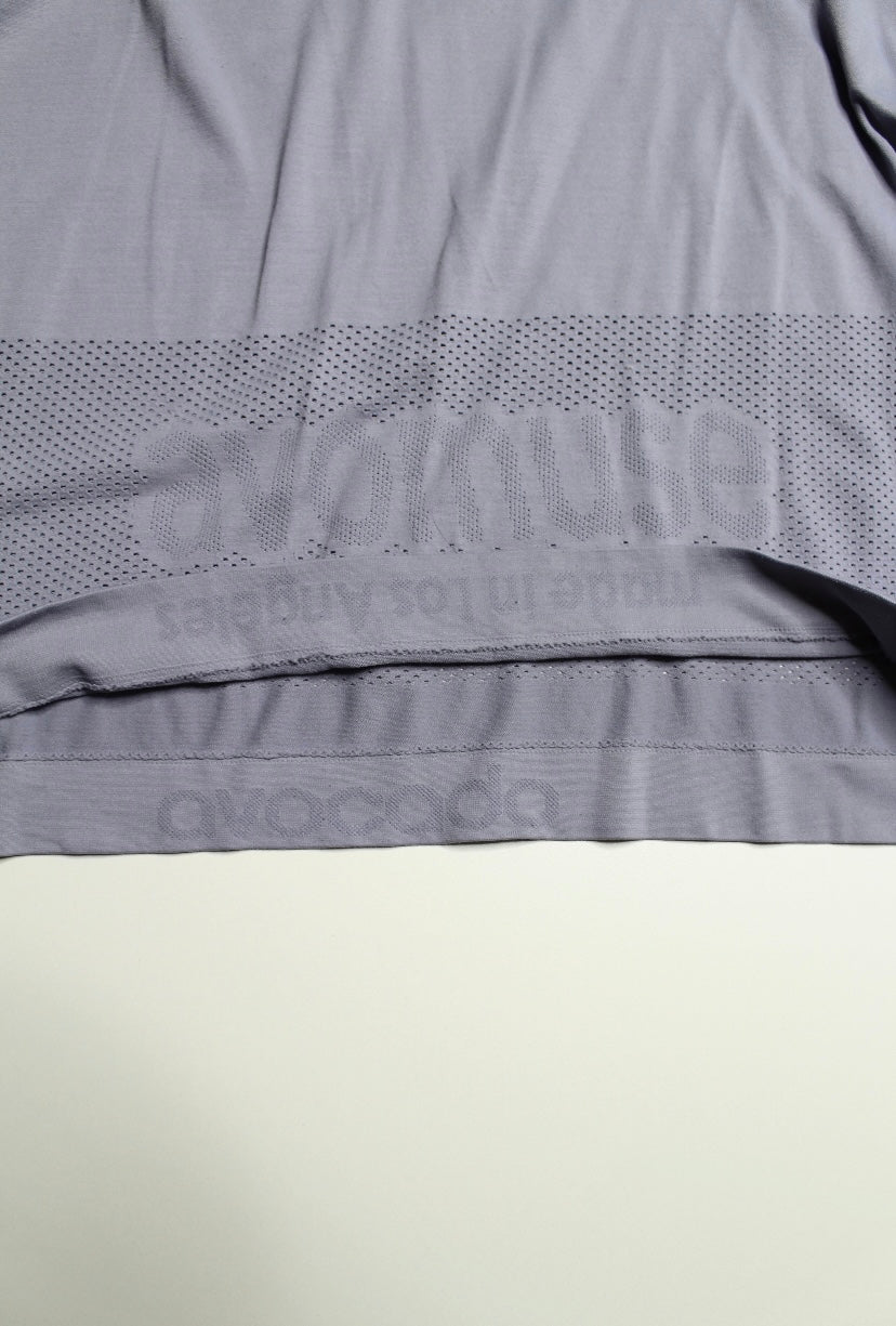 STYLE BOX Avocado lilac fog seamless leggings + t shirt SET, size small (includes 2 pieces)