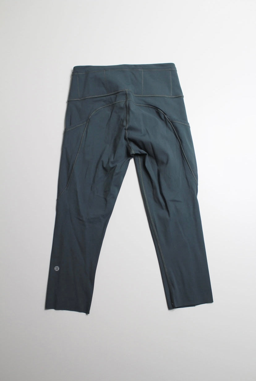 Lululemon melanite fast and free crop, size 6 (19”) *refective (price reduced: was $48)