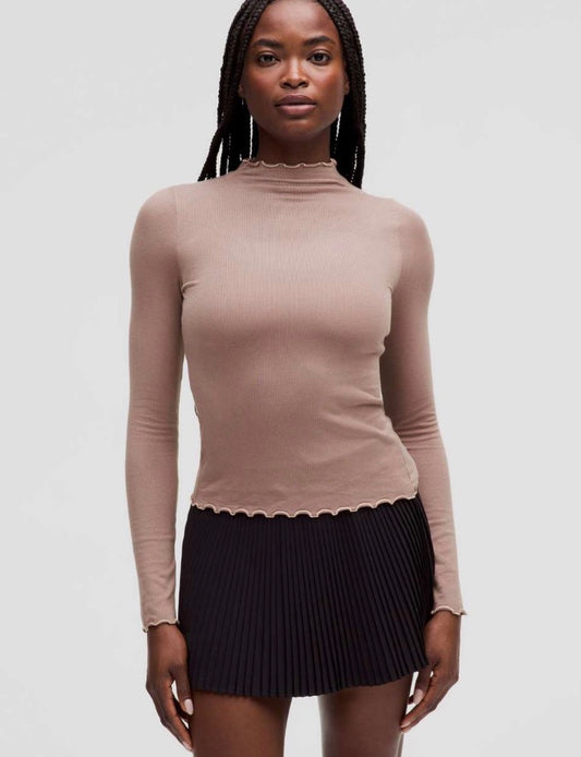 Lululemon twighlight rose ‘hold tight lettuce edge turtleneck, size 12 *sparkle trim *new with tags