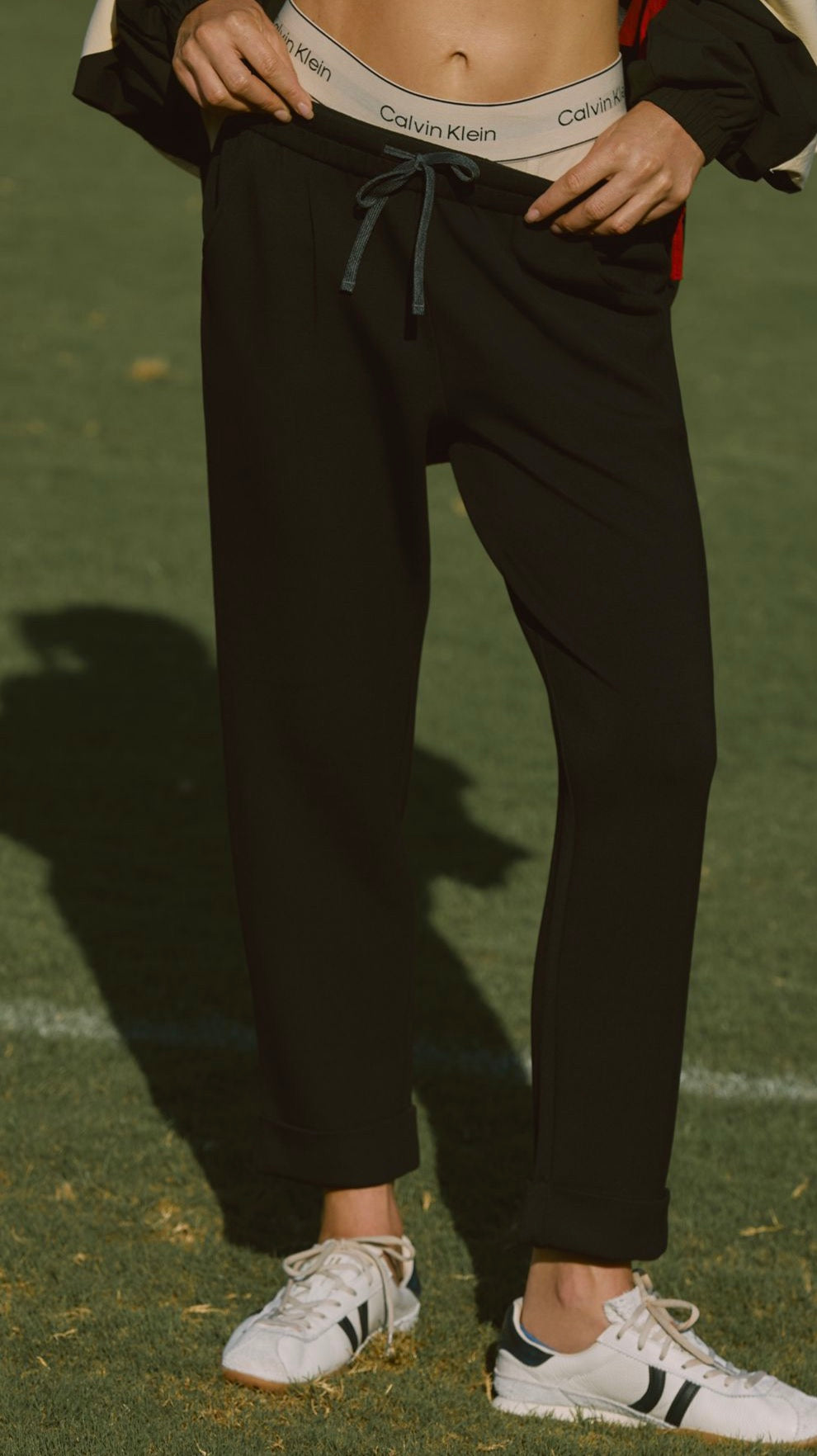 Varley black 'rolled cuff' double soft jogger, size medium *matching sweater available