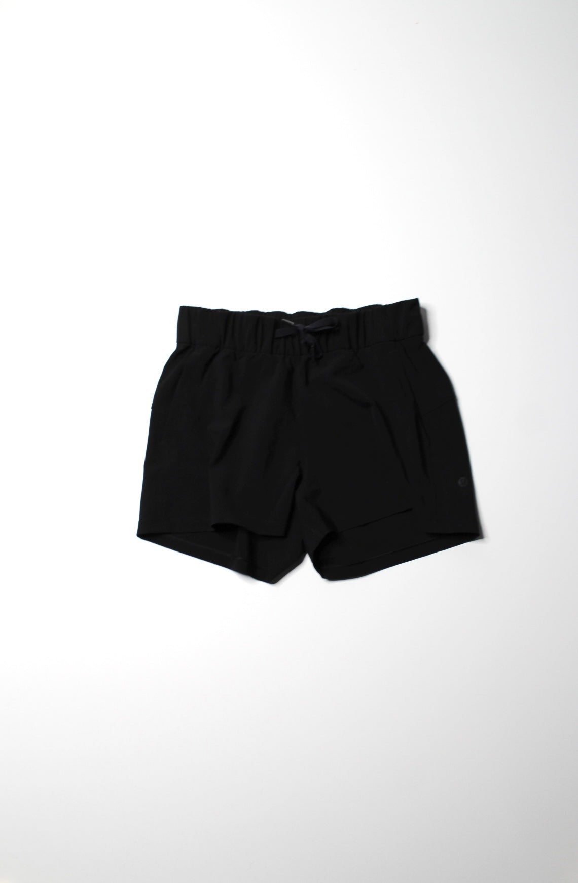 Lululemon black ‘on the fly’ shorts, size 4 *woven