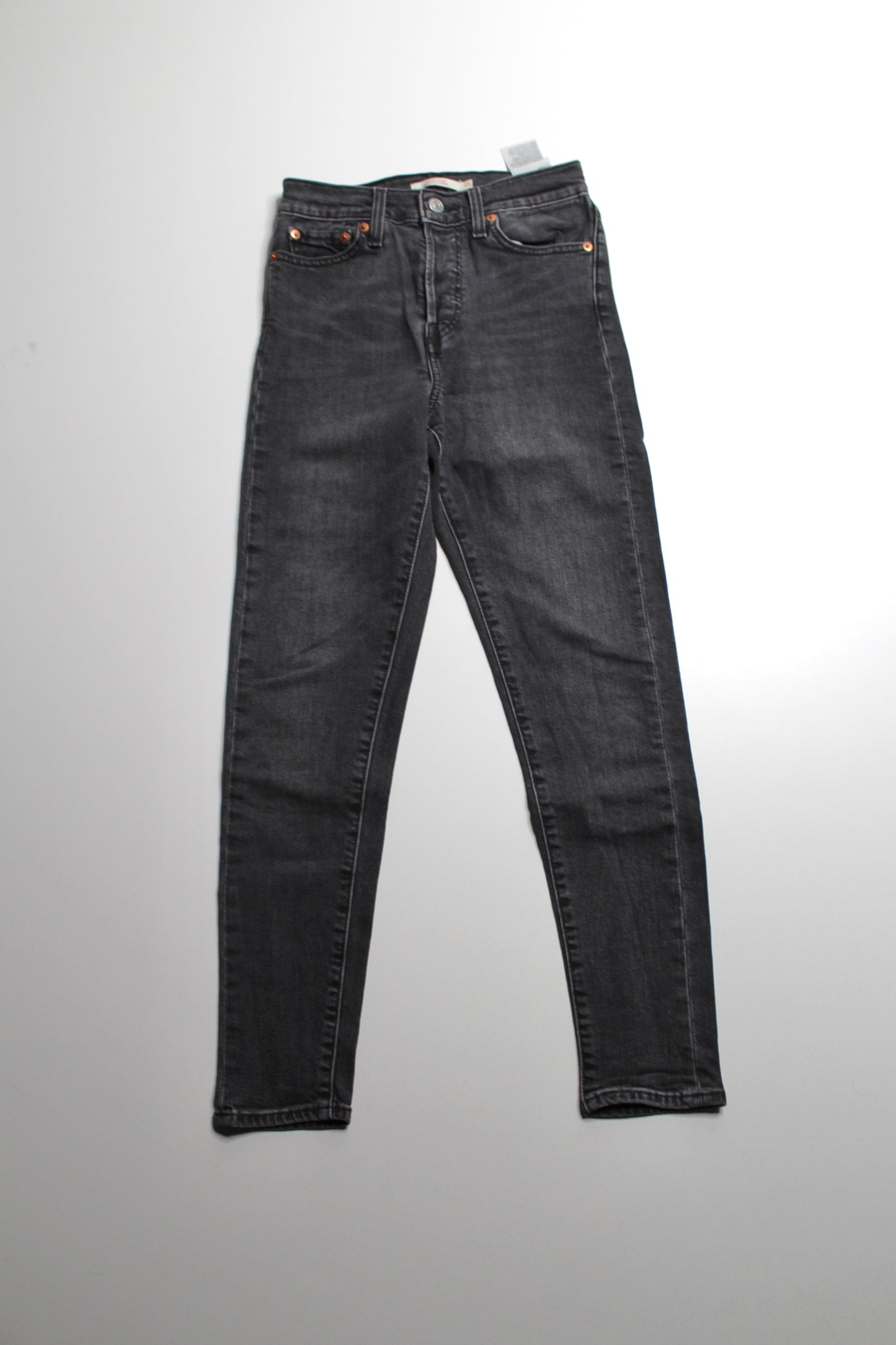 Levi’s black wash high rise ‘wedgie skinny’ jeans, size 25 (26”) (70% off)