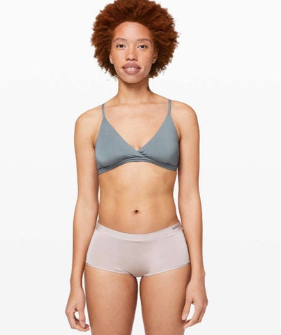 Lululemon chambray simply strappy bralette, size small (a/b cup)