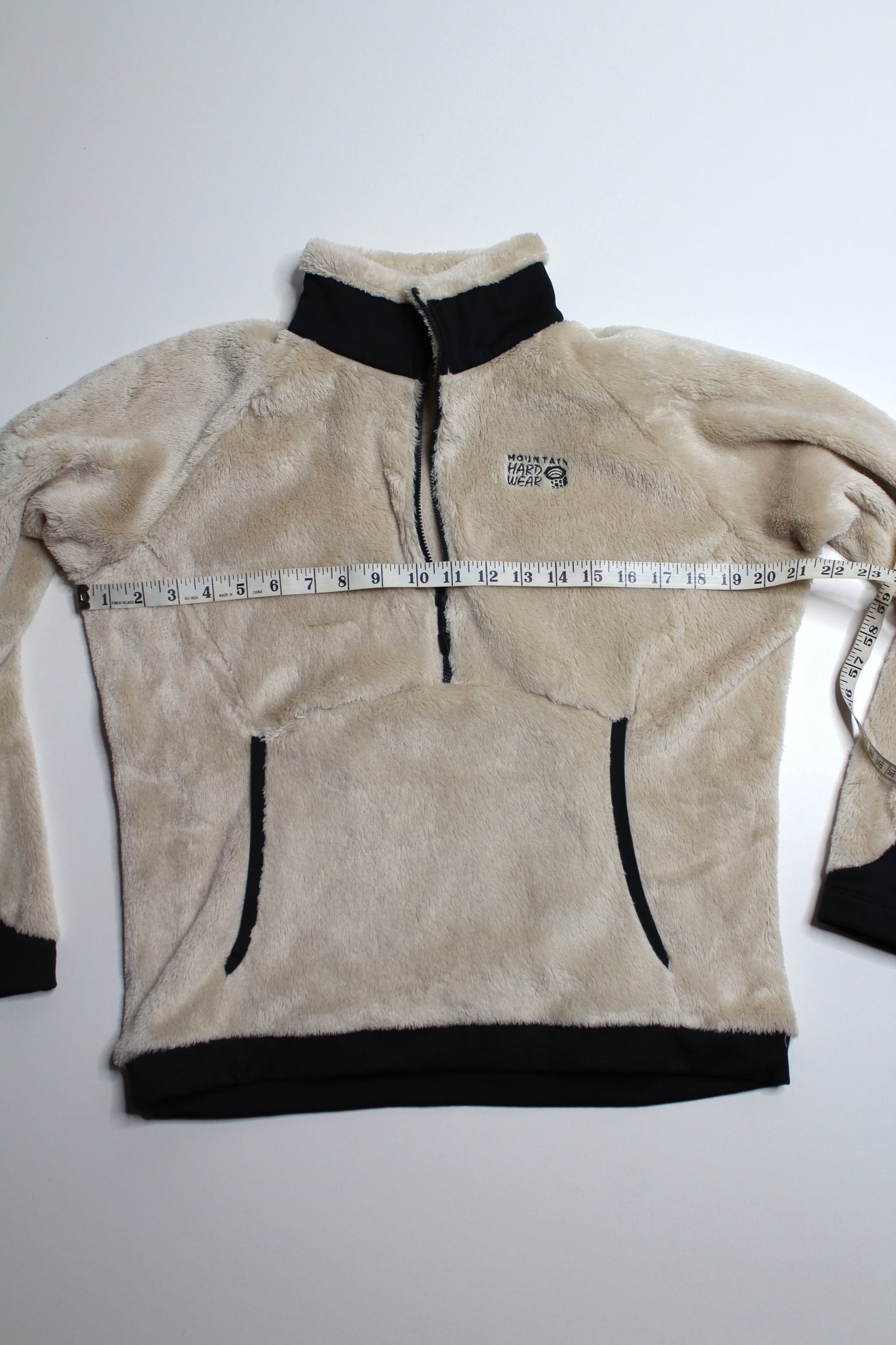 Mountain Hardware tan/black polartec high loft 1/2 zip fuzzy pullover, size small (unisex)