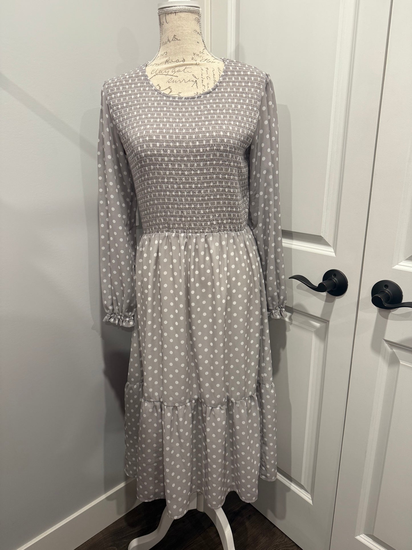 Mad About Style x Jillian Harris polka dot ‘grace’ midi dress, size large (fits like medium)